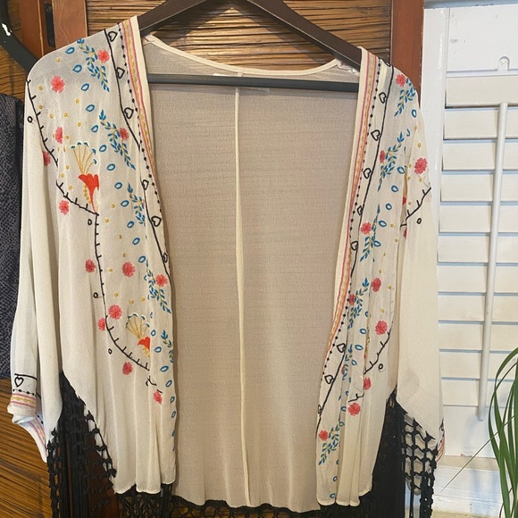 Kimono - Picture 1 of 6